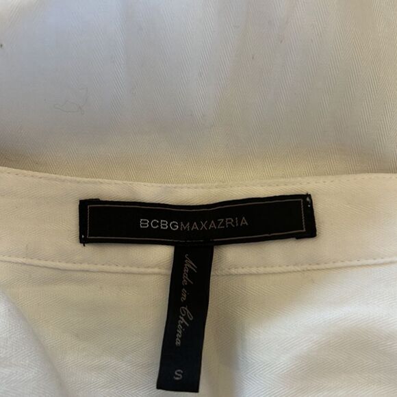 BCBGMAXAZRIA white long sleeve henley collar button front blouse Size S New - Picture 9 of 12